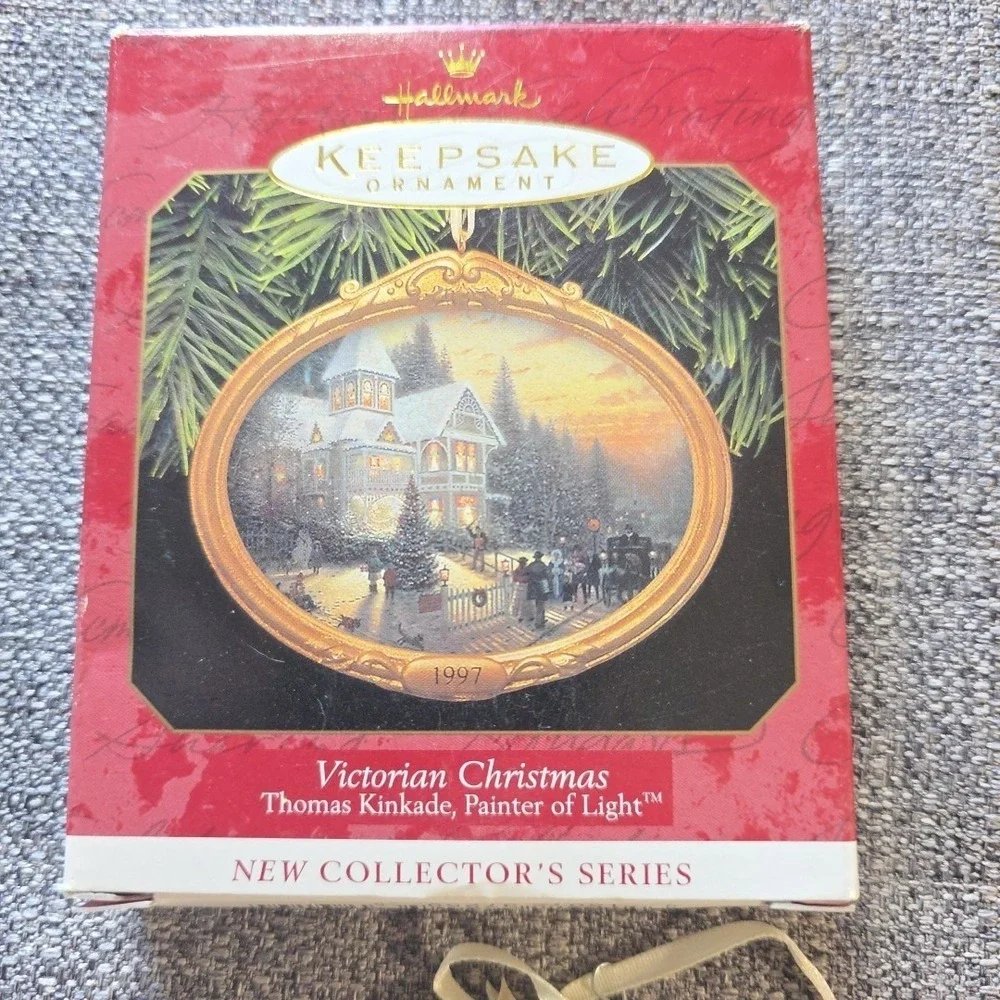 1997 Hallmark Keepsake Ceramic Ornament Victorian Christmas Thomas Kinkade
